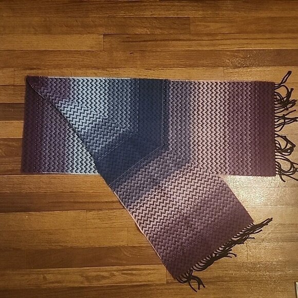 Super Soft Chevron Purple and Blue Scarf Black Fringe Herringbone 64x12 - Picture 4 of 4
